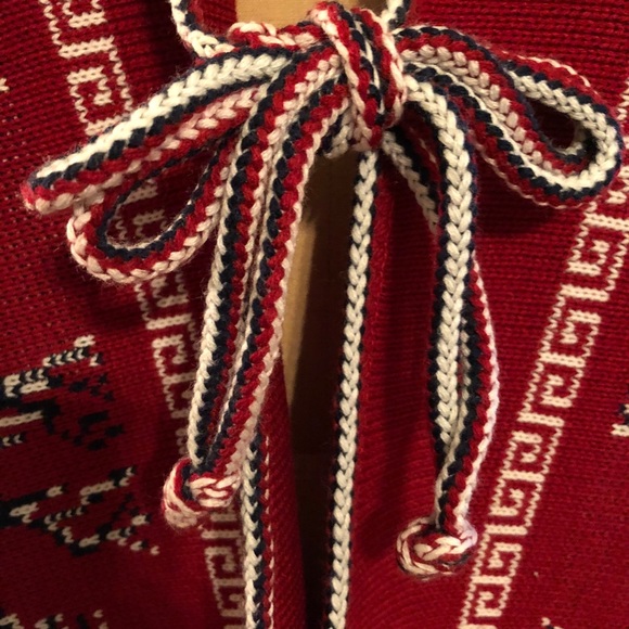 Vintage Made in Mexico red fringed poncho - Picture 5 of 6